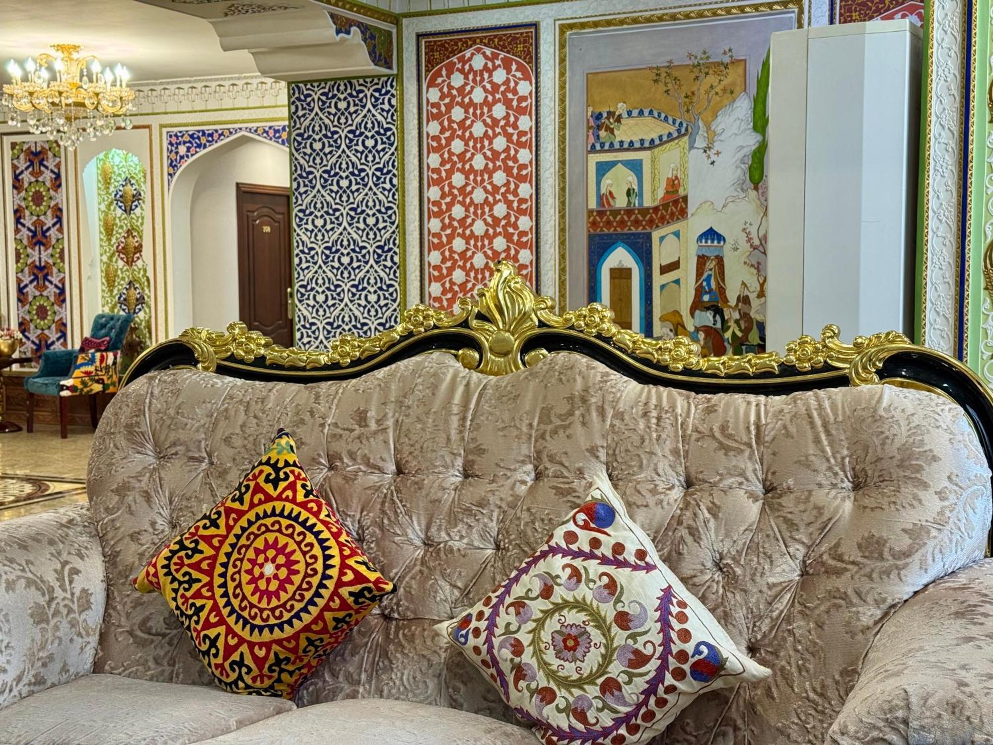 Emirhan Hotel Samarkand Eksteriør billede