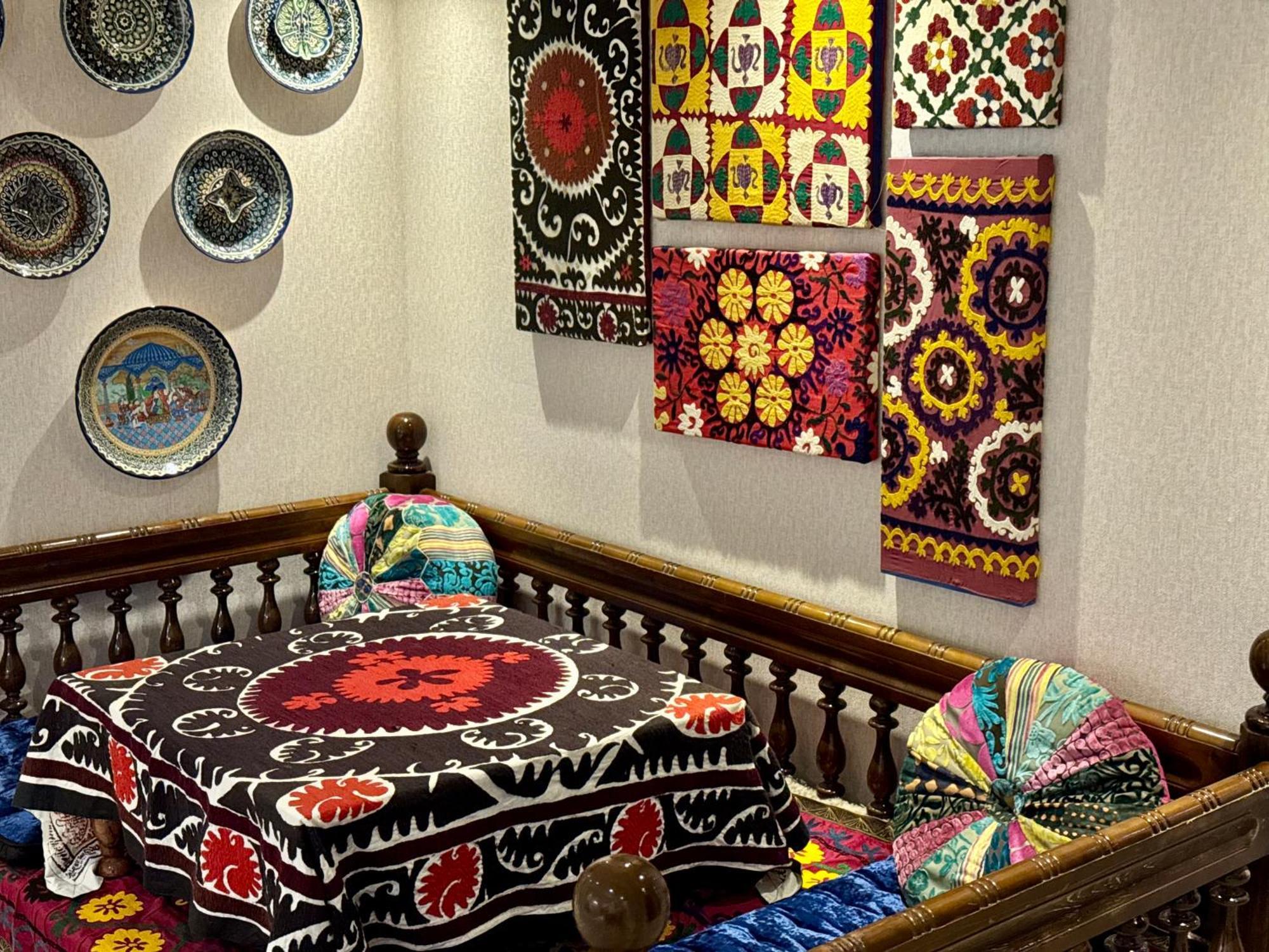 Emirhan Hotel Samarkand Eksteriør billede
