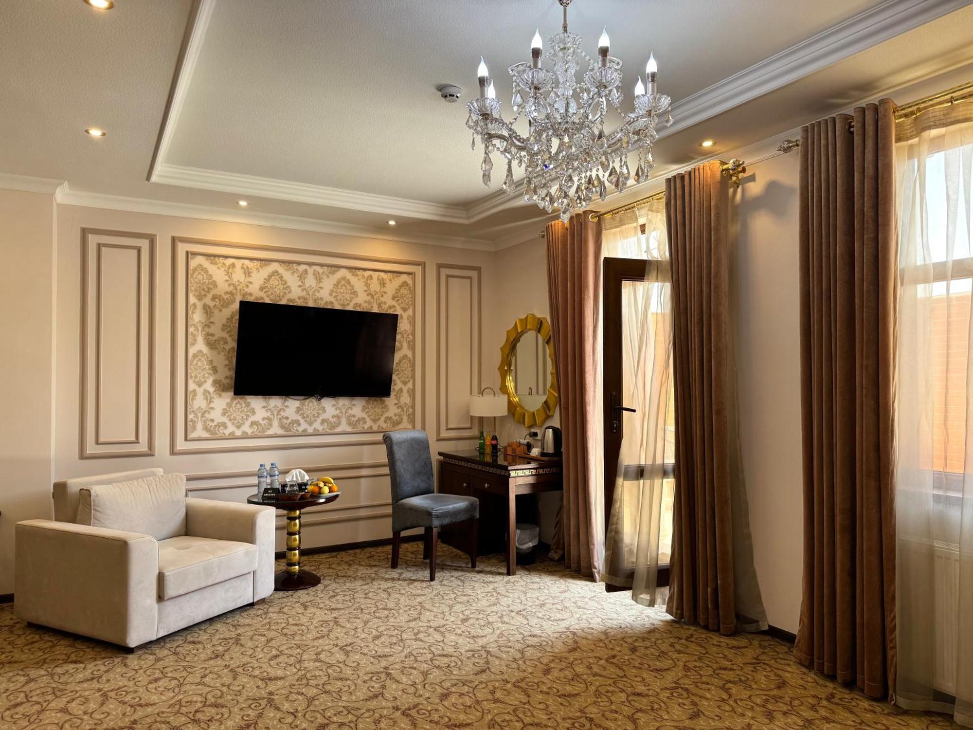 Emirhan Hotel Samarkand Eksteriør billede