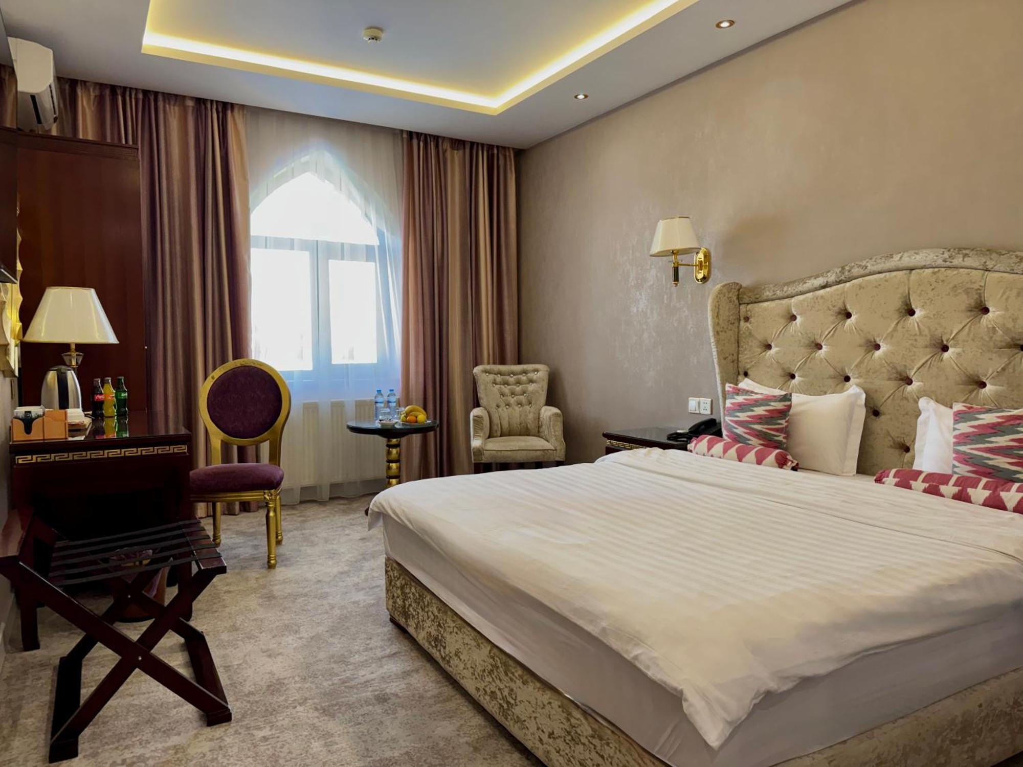 Emirhan Hotel Samarkand Eksteriør billede